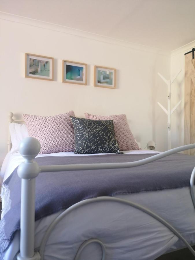 Secure, Private, Queen Room Close To Airport Port Elizabeth Exterior photo